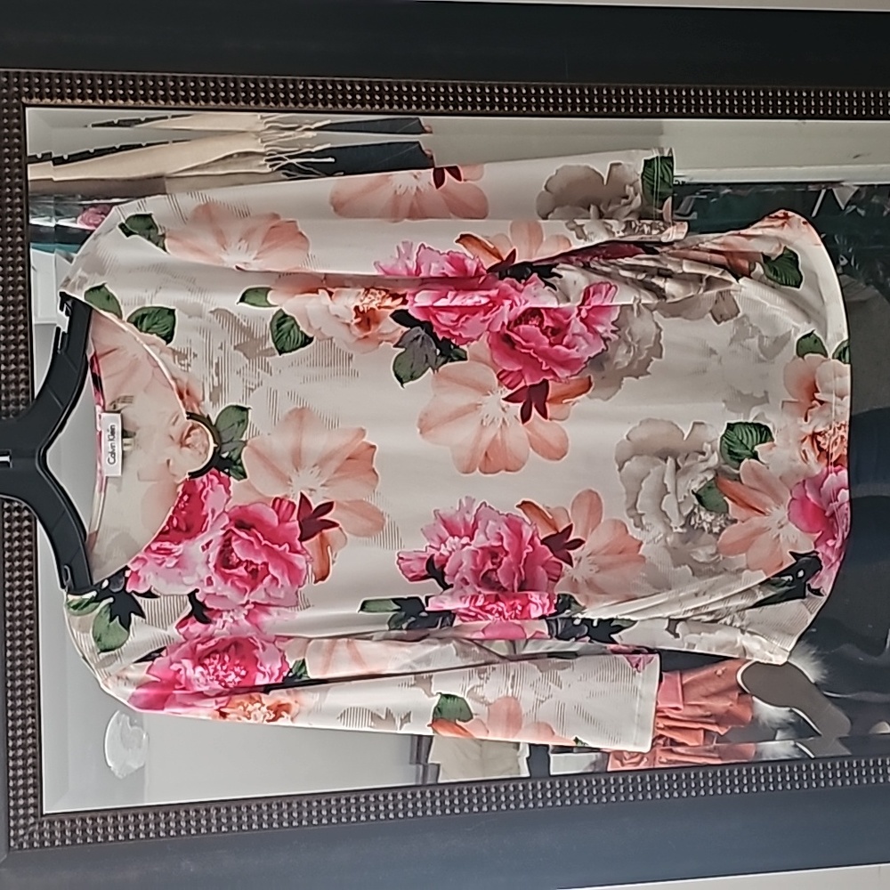 Calvin Klein nice, ruched spring blouse, Medium